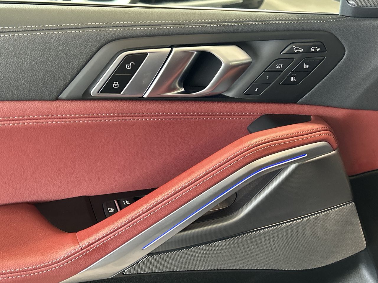 2022 BMW X6 in Aurora, Ontario