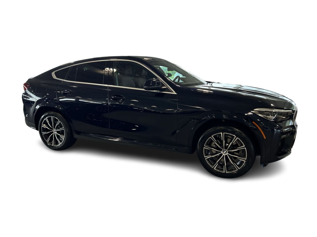 2022 BMW X6 in Aurora, Ontario