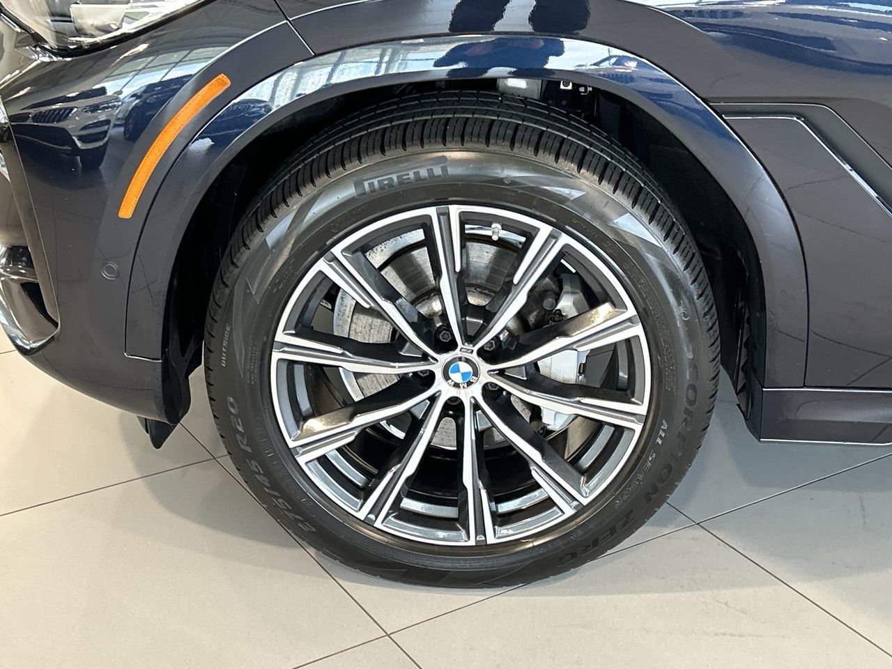 2022 BMW X6 in Aurora, Ontario