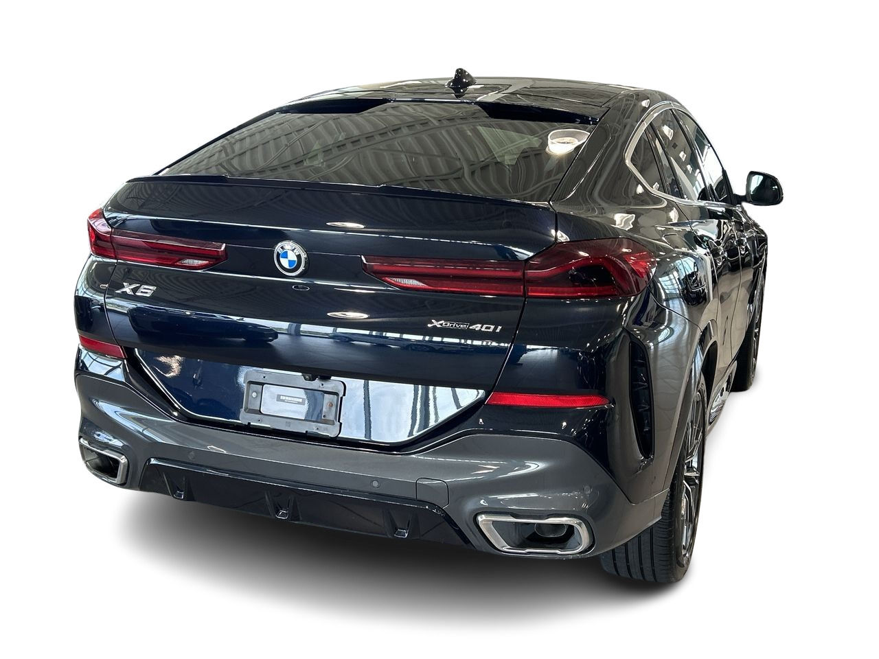 2022 BMW X6 in Aurora, Ontario