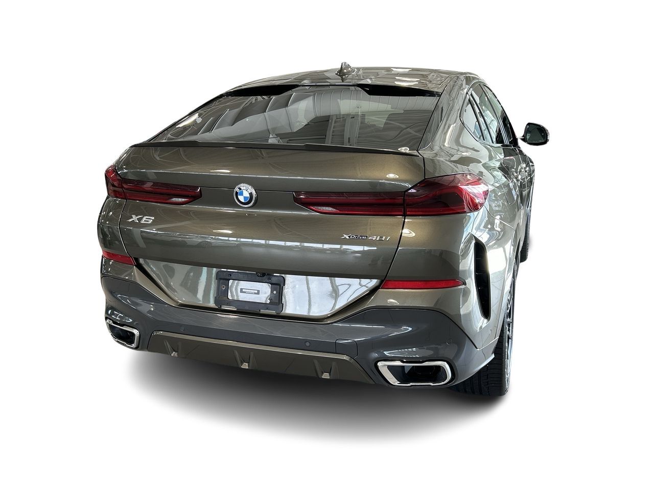 2022 BMW X6 in Aurora, Ontario