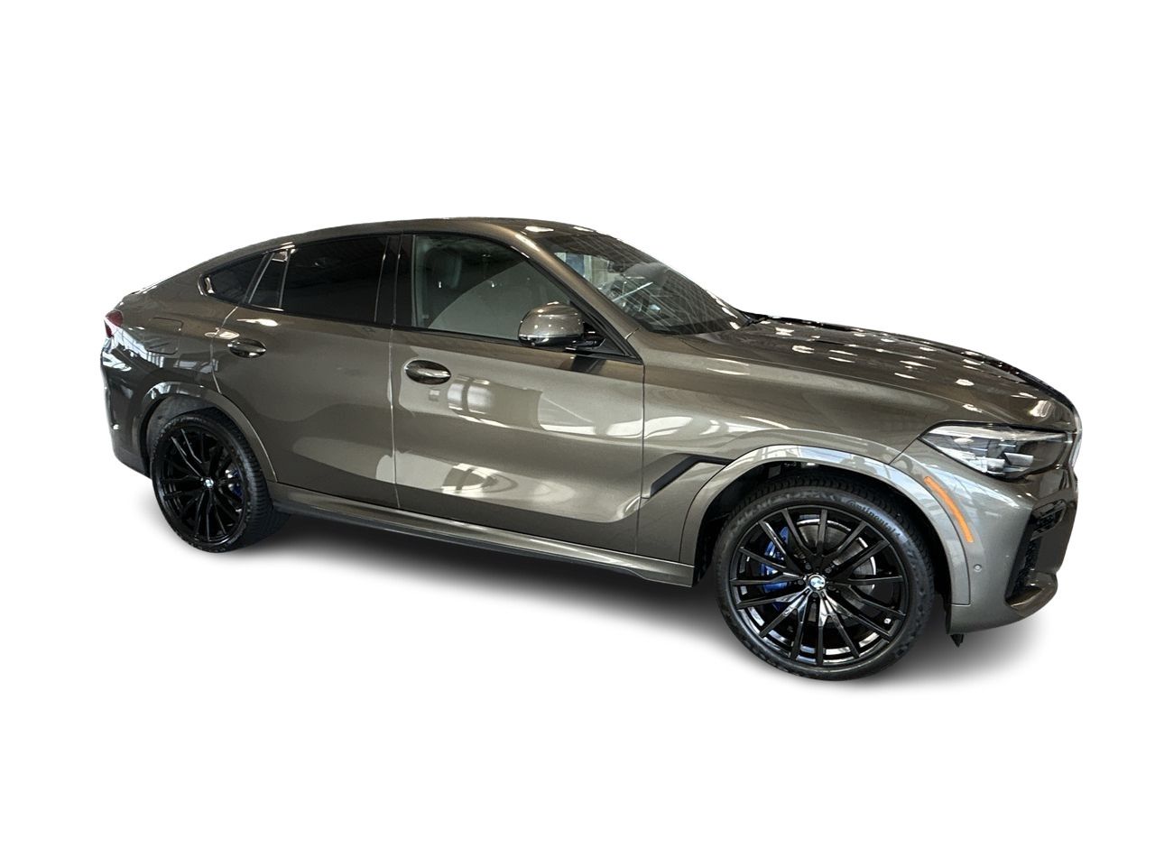 2022 BMW X6 in Aurora, Ontario
