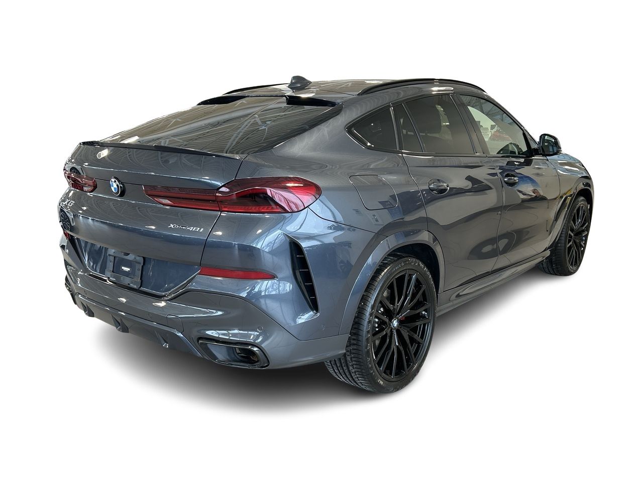 2022 BMW X6