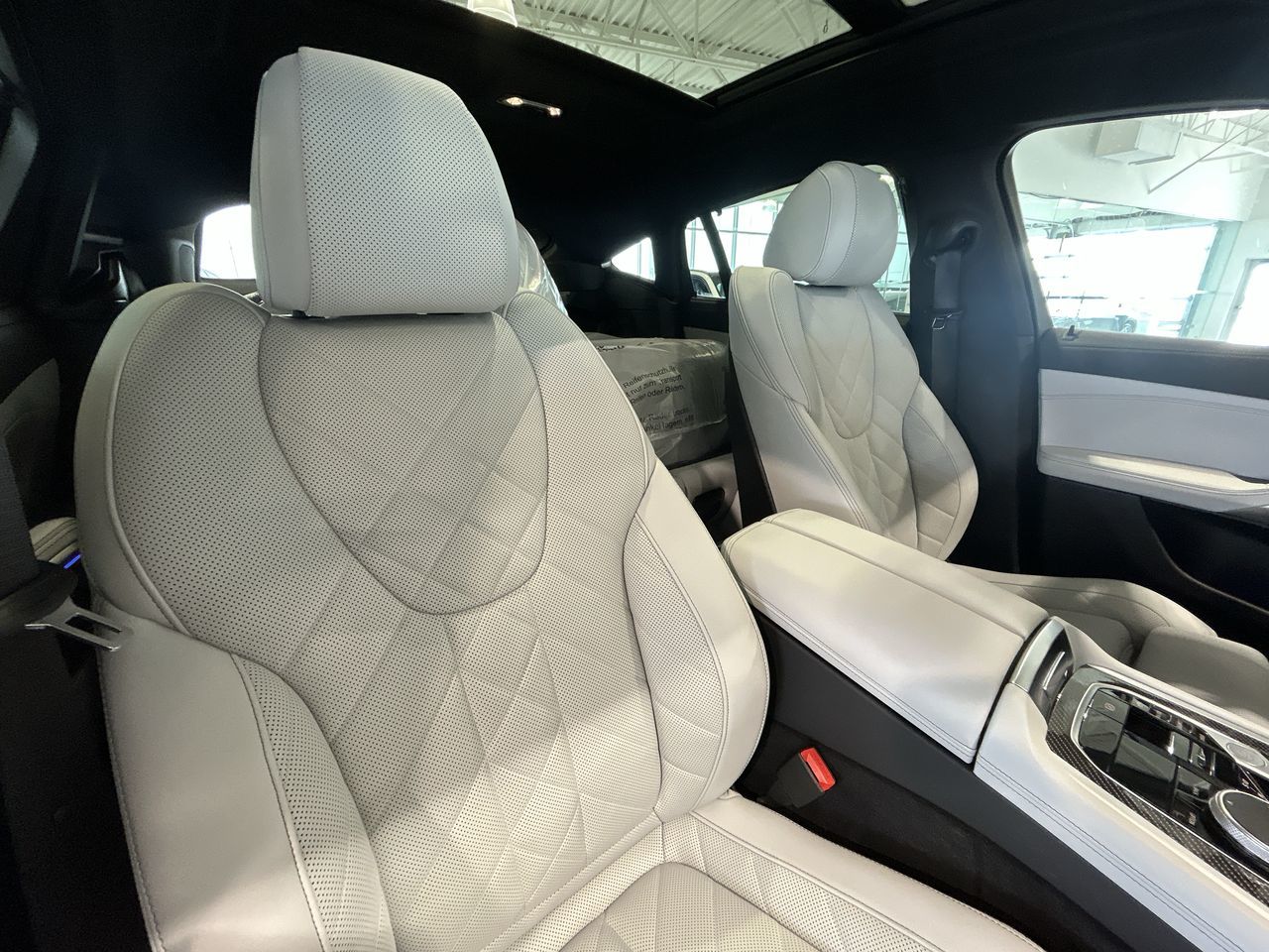 2024 BMW X6 in Aurora, Ontario