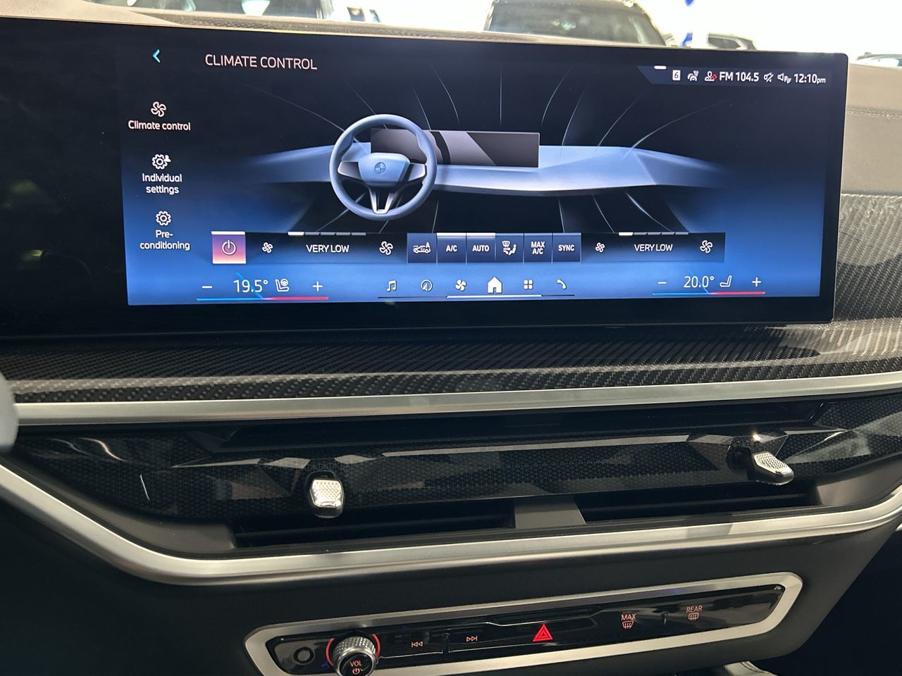 2024 BMW X6 in Aurora, Ontario