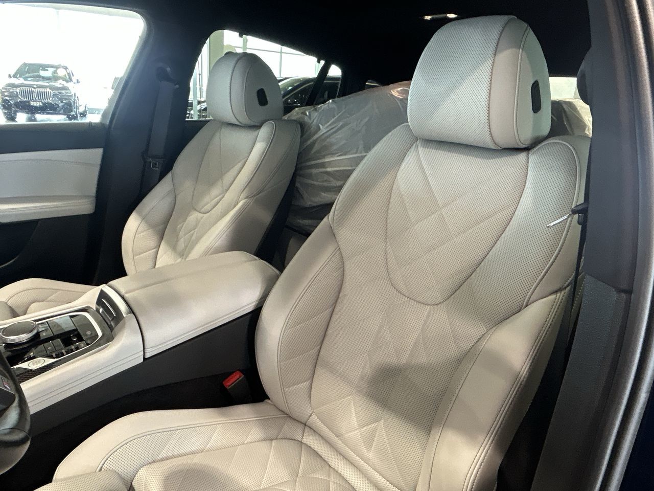 2024 BMW X6 in Aurora, Ontario
