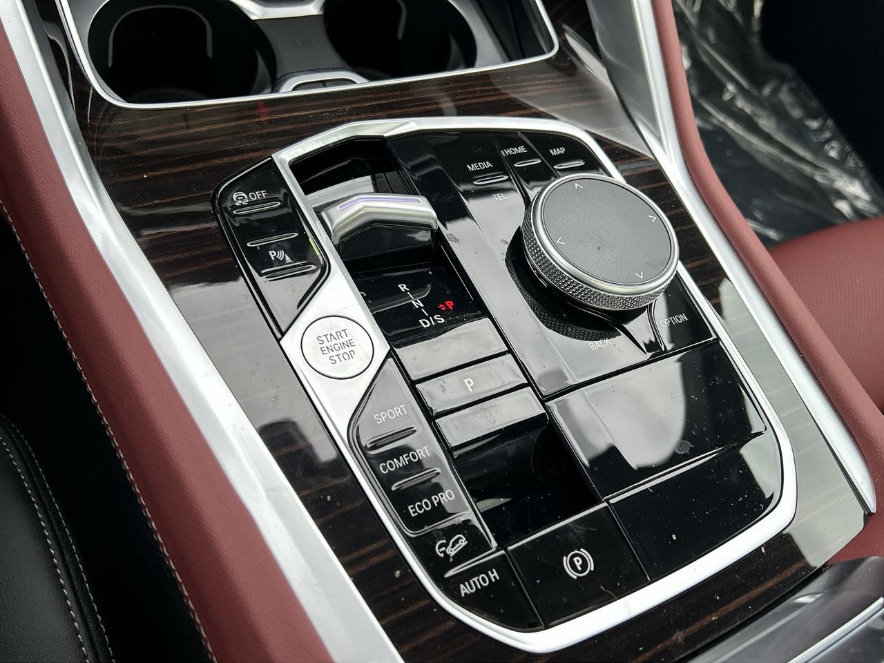 2025 BMW X6 in Aurora, Ontario