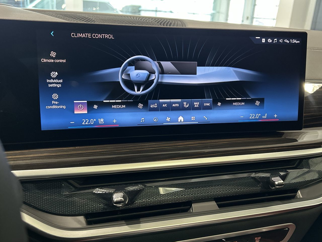 2025 BMW X6 in Aurora, Ontario
