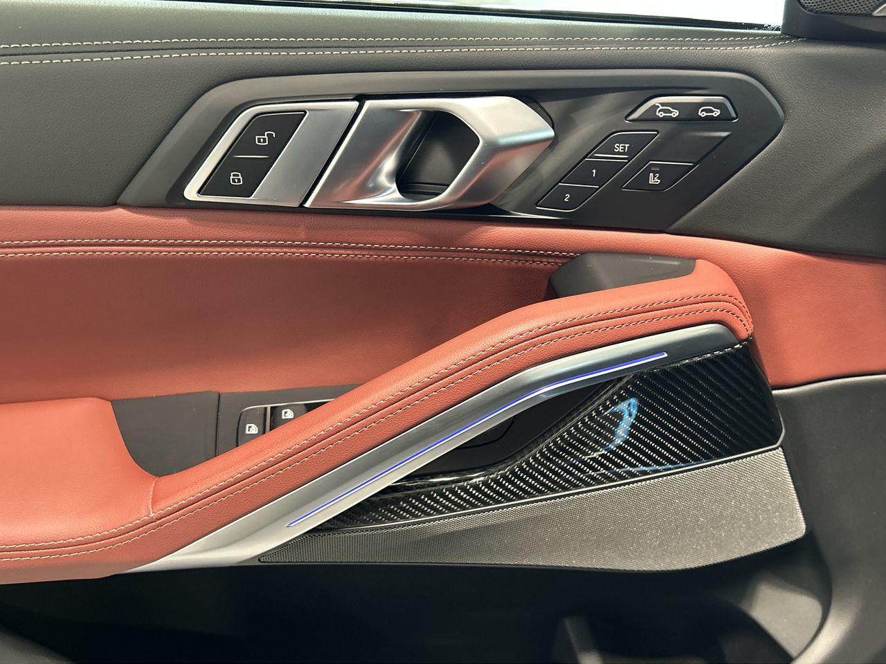 2025 BMW X6 in Aurora, Ontario