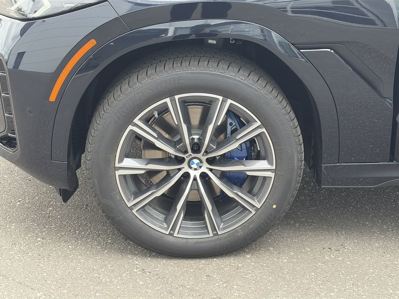 2027 BMW X6 in Aurora, Ontario