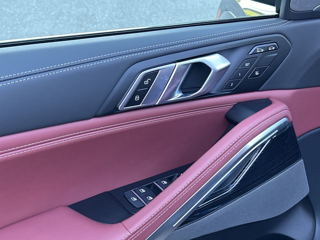 2027 BMW X6 in Aurora, Ontario