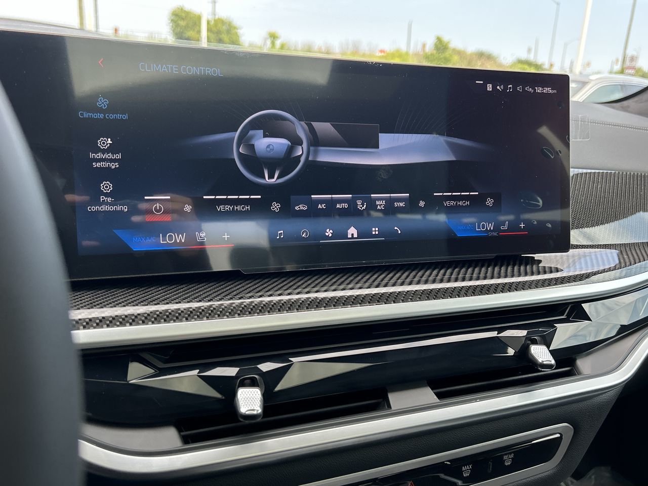 2025 BMW X7 in Aurora, Ontario