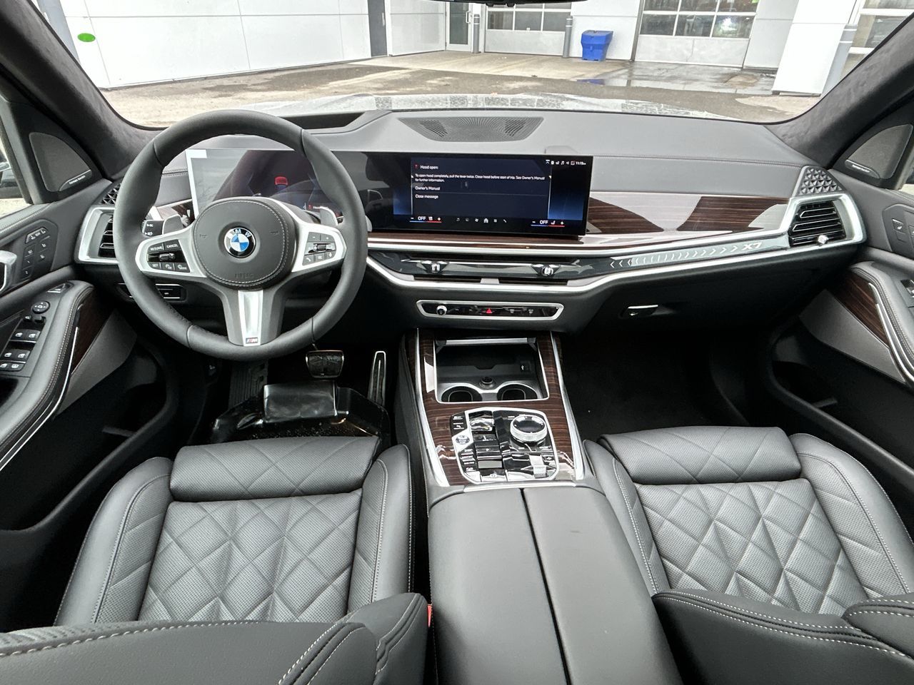 2026 BMW X7