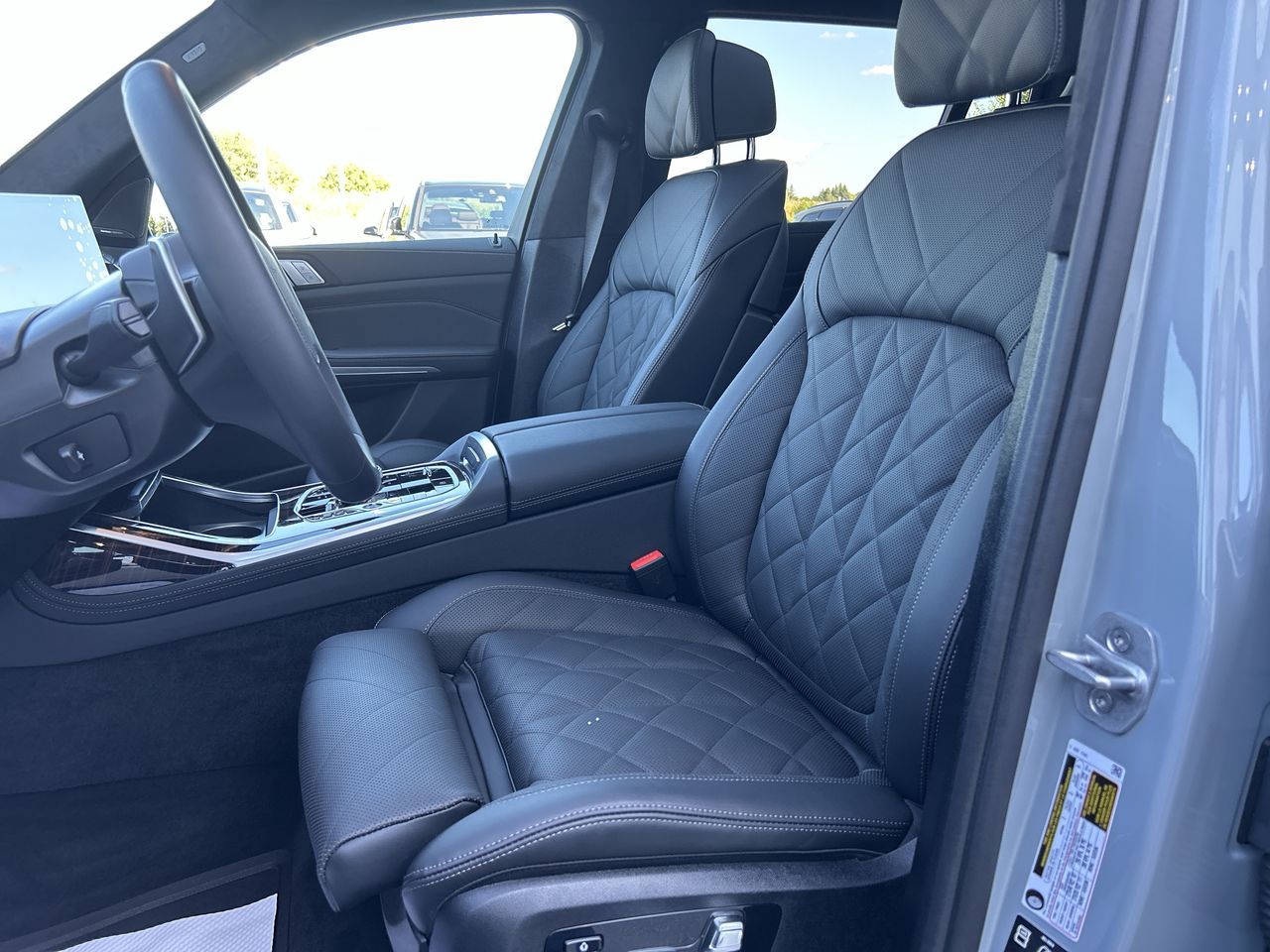 2027 BMW X7 in Aurora, Ontario