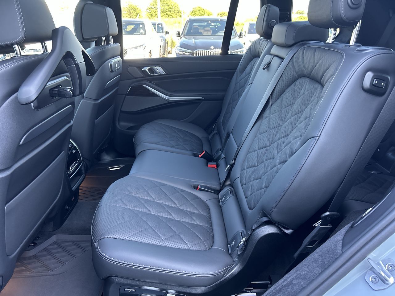 2027 BMW X7 in Aurora, Ontario