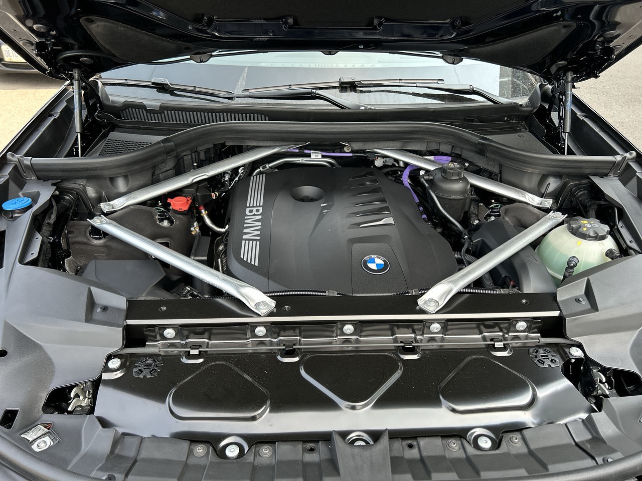 2027 BMW X7