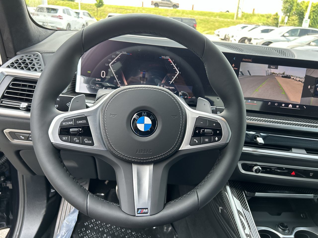 2027 BMW X7