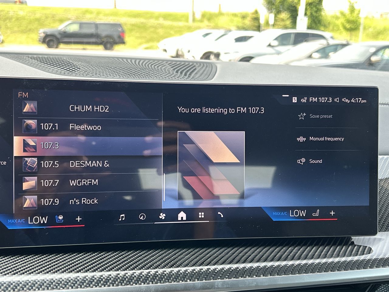 2027 BMW X7