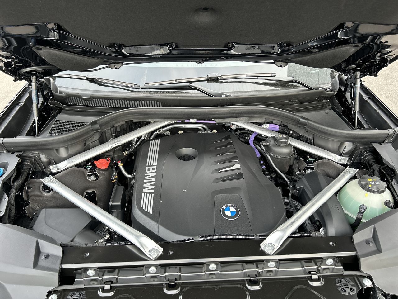 2027 BMW X7 in Aurora, Ontario