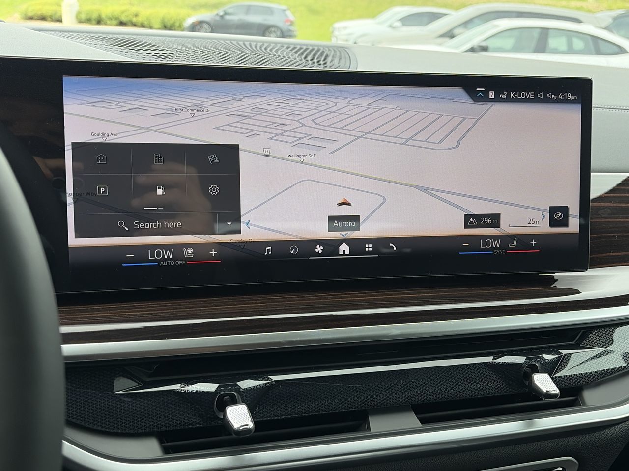 2027 BMW X7