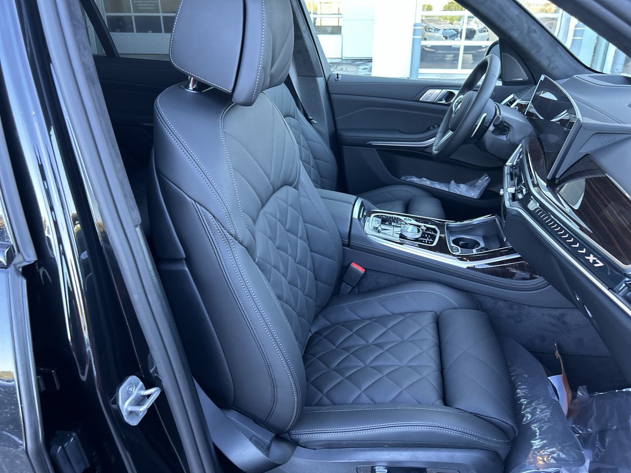 2027 BMW X7 in Aurora, Ontario