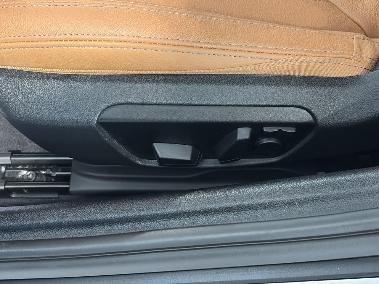BMW Z4 M40i Roadster  2025 à Aurora, Ontario