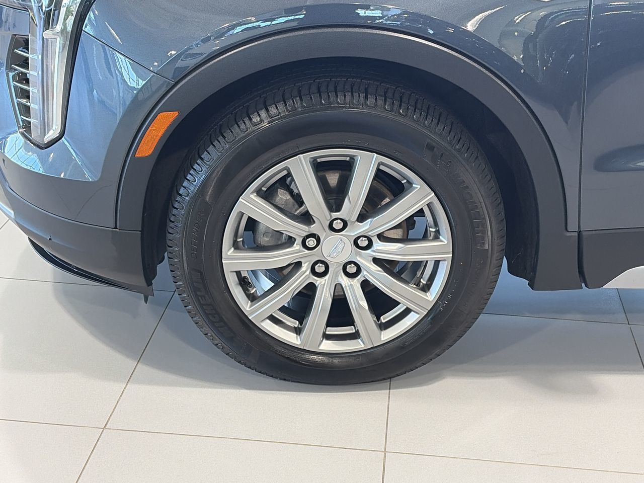 2021 Cadillac XT4 Premium Luxury AWD in Aurora, Ontario