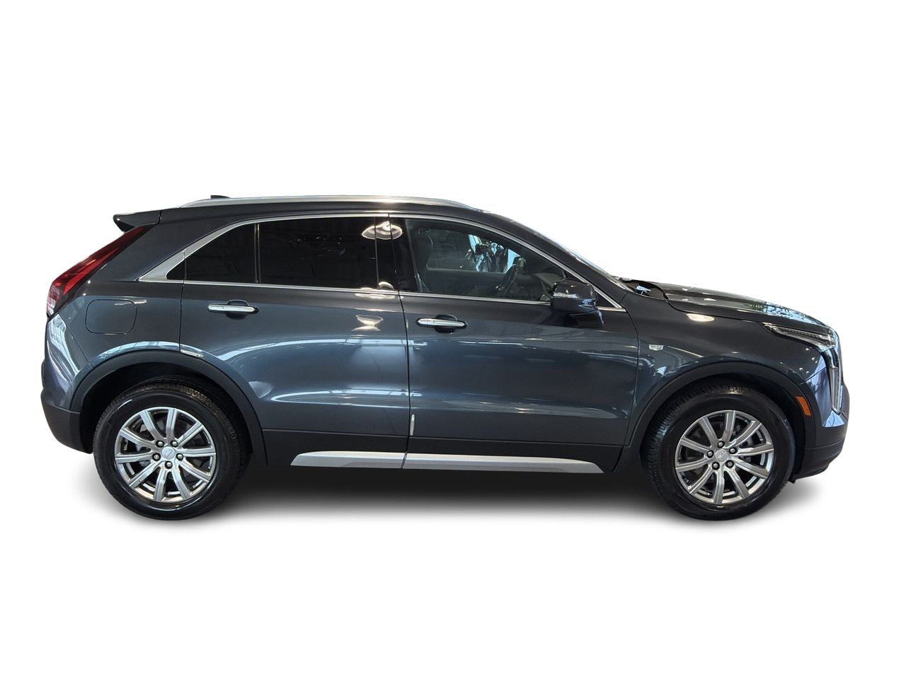 2021 Cadillac XT4 Premium Luxury AWD in Aurora, Ontario