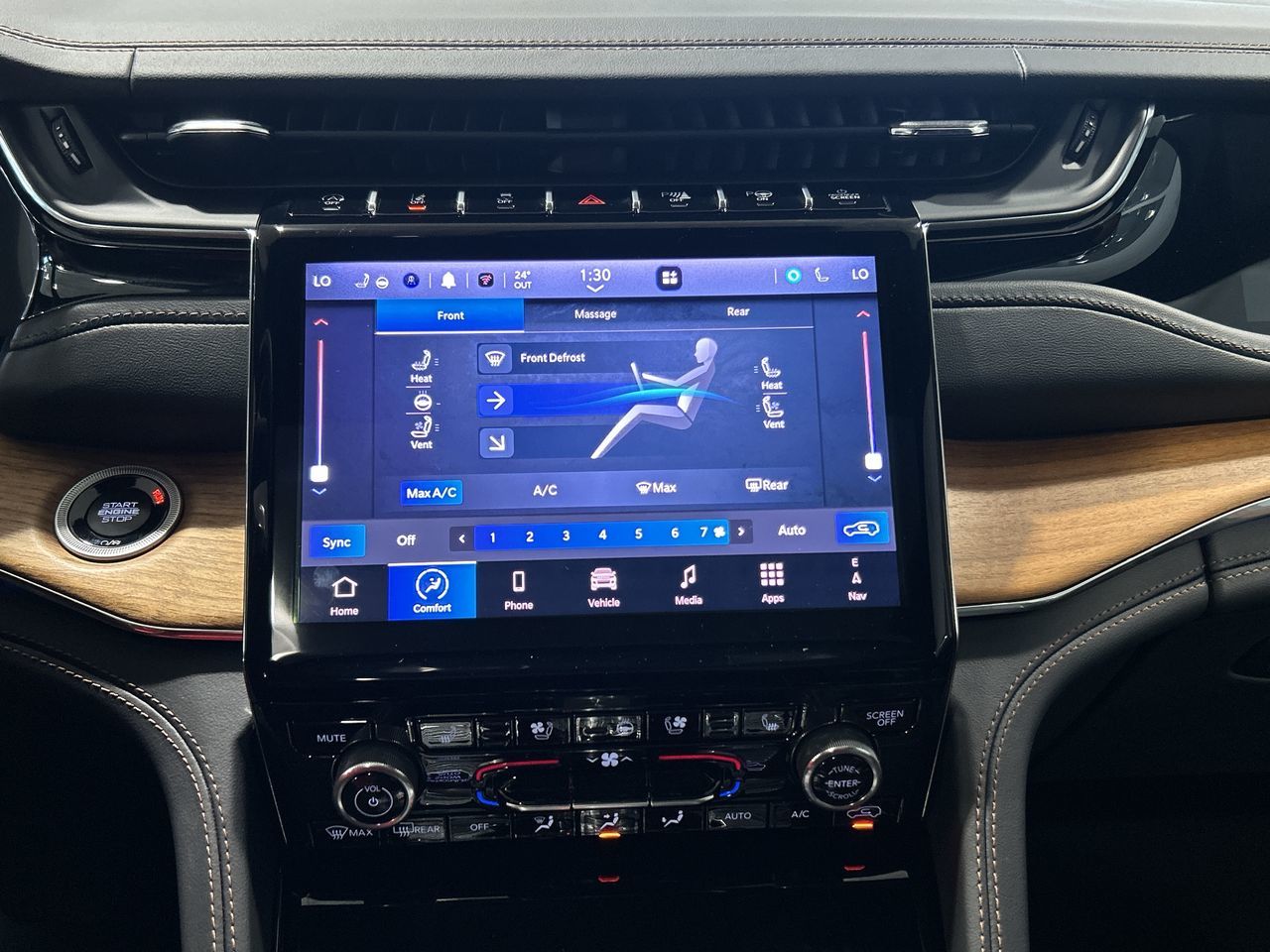 2025 Jeep Grand Cherokee L in Aurora, Ontario