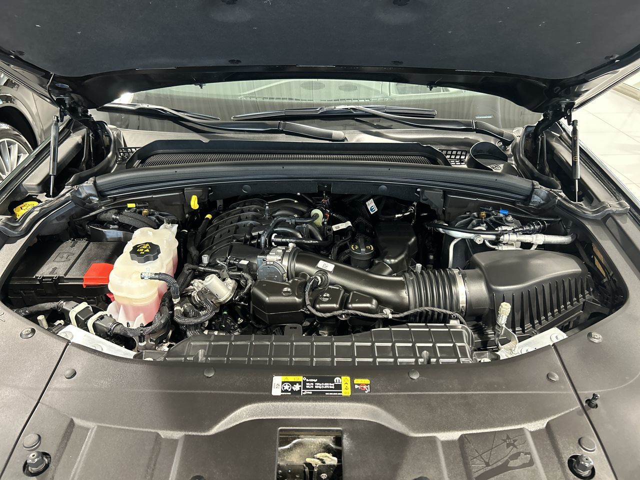 2025 Jeep Grand Cherokee L in Aurora, Ontario