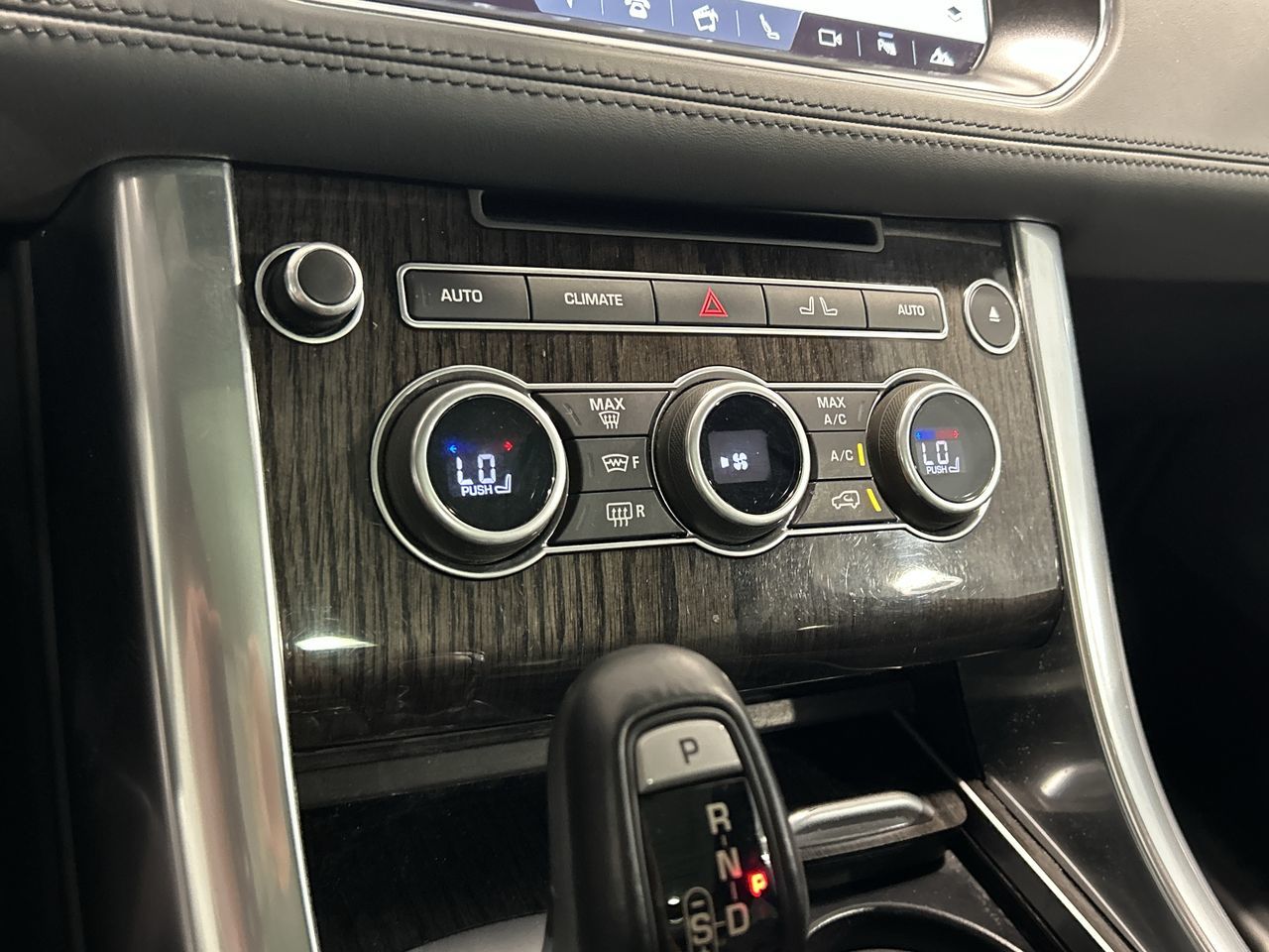 2017 Land Rover Range Rover Sport in Aurora, Ontario