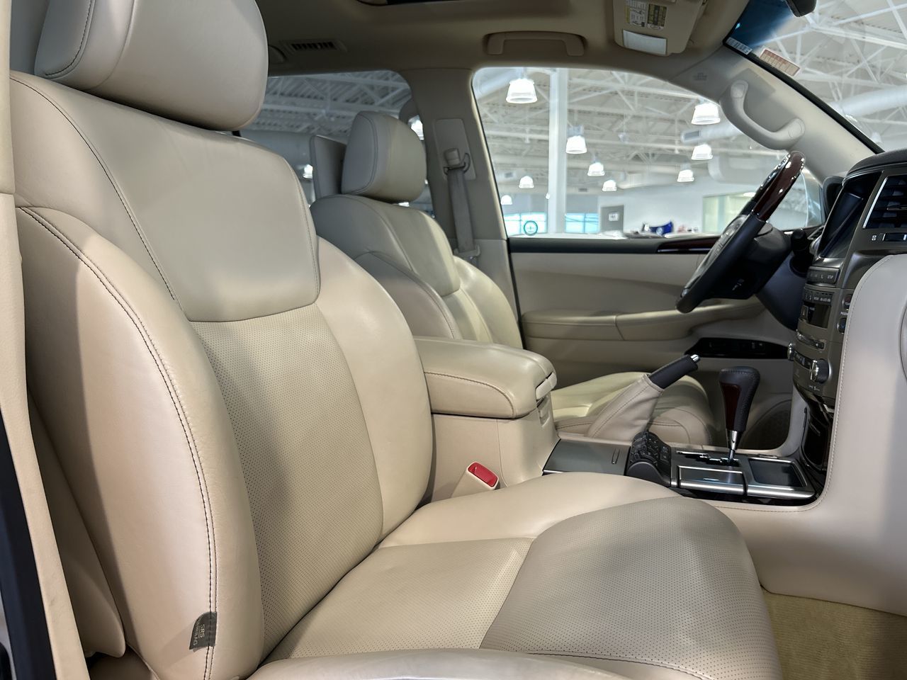 Lexus LX570  2013 à Aurora, Ontario