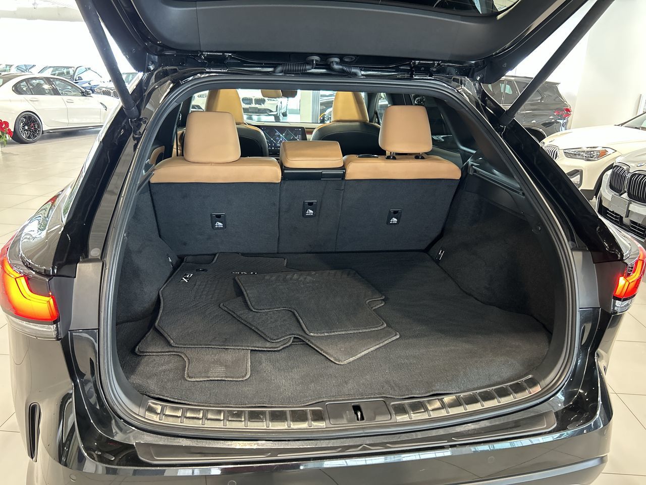 2023 Lexus RXh in Aurora, Ontario