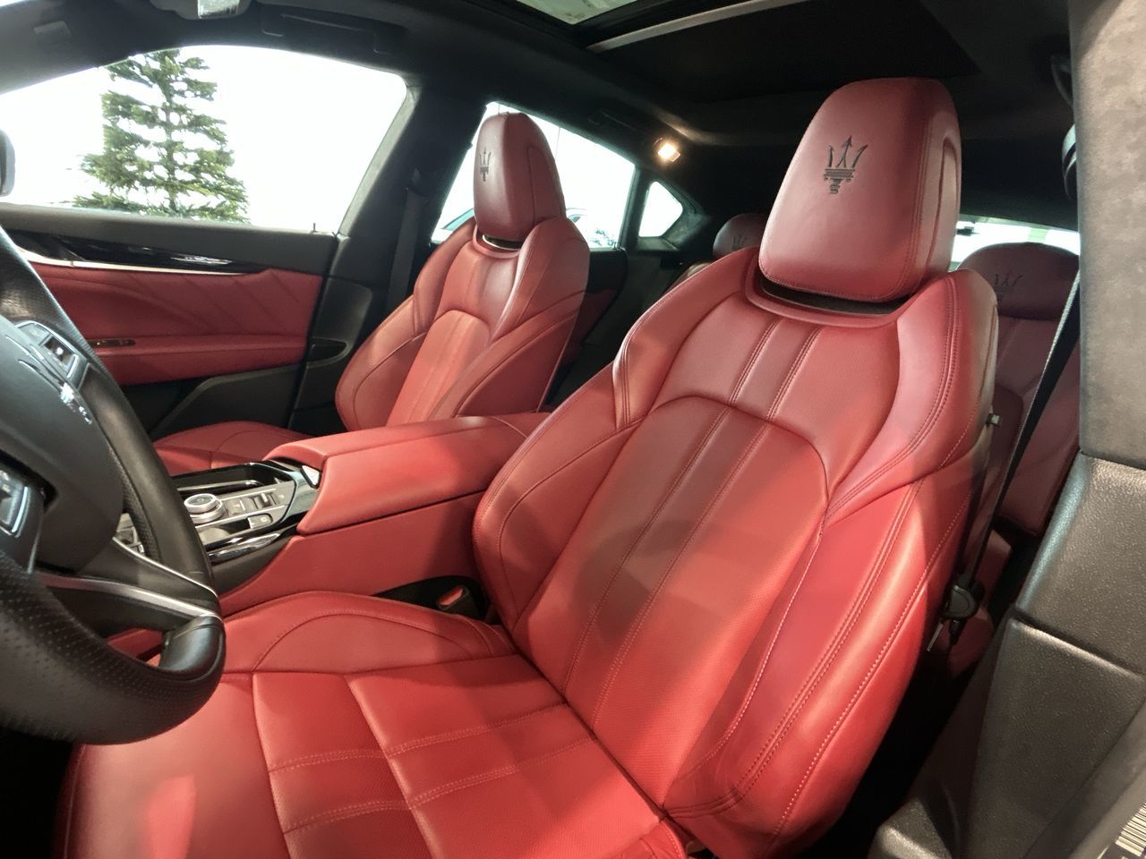 2022 Maserati Levante