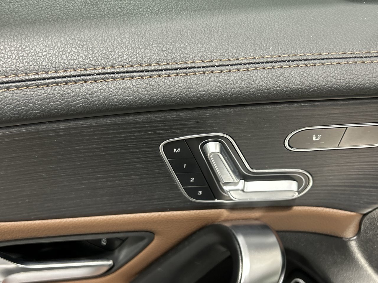 Mercedes-Benz A220 4MATIC Sedan  2022 à Aurora, Ontario