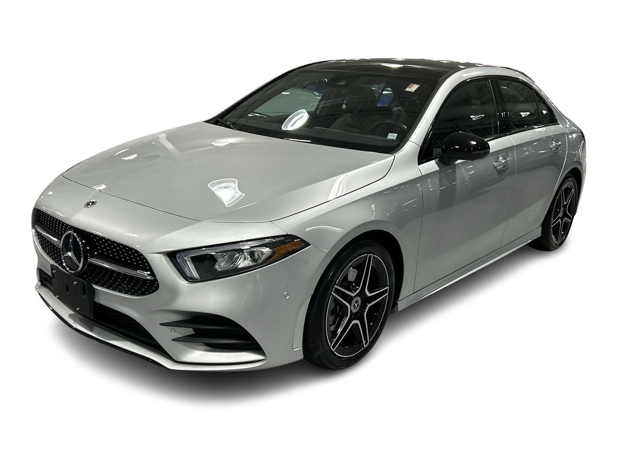 Mercedes-Benz A220 4MATIC Sedan  2022 à Aurora, Ontario