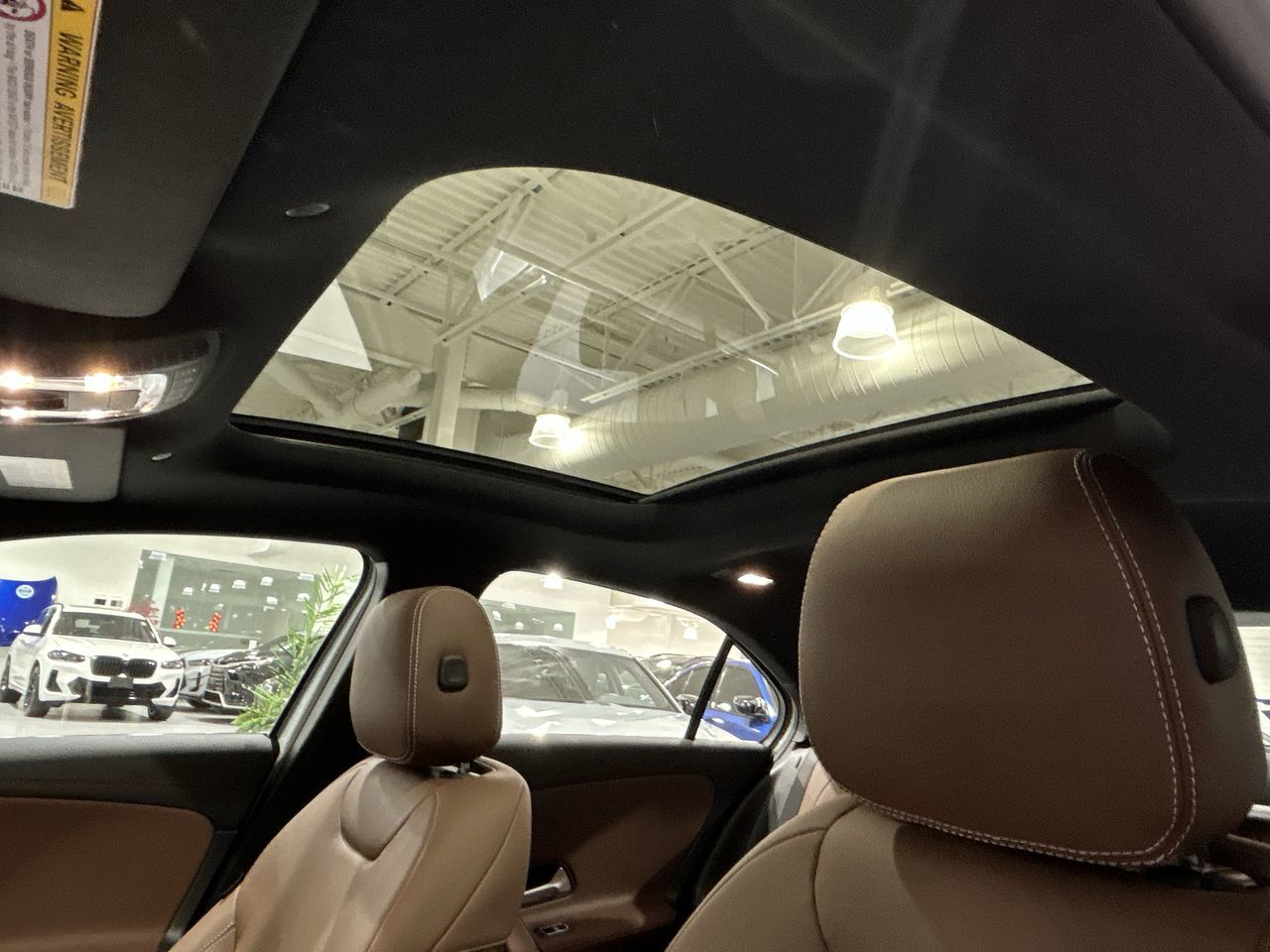 Mercedes-Benz A220 4MATIC Sedan  2022 à Aurora, Ontario