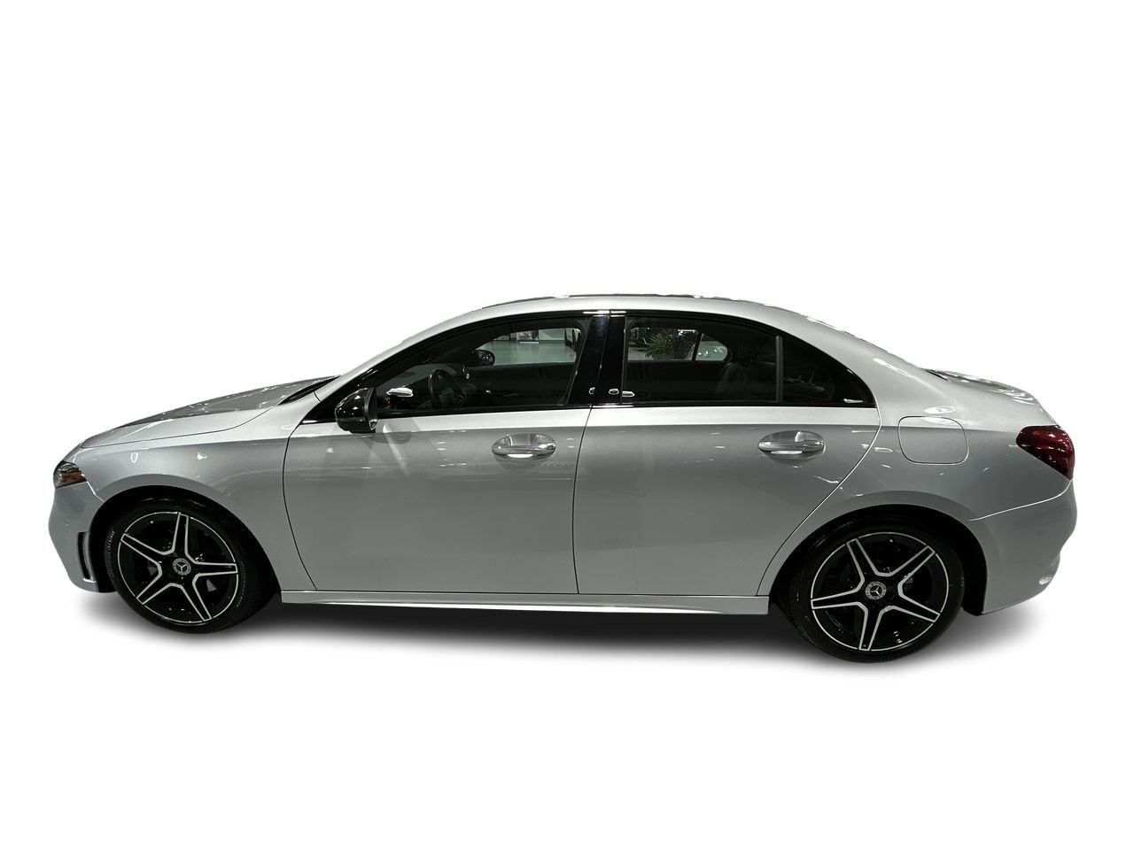 Mercedes-Benz A220 4MATIC Sedan  2022 à Aurora, Ontario