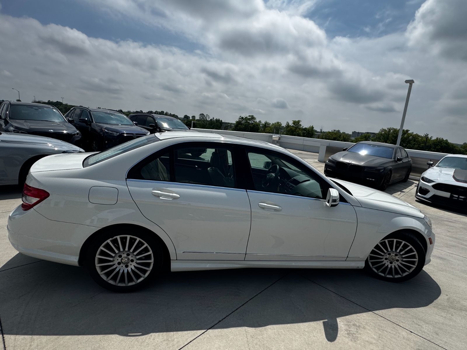 Mercedes-Benz C250  2010 à Aurora, Ontario