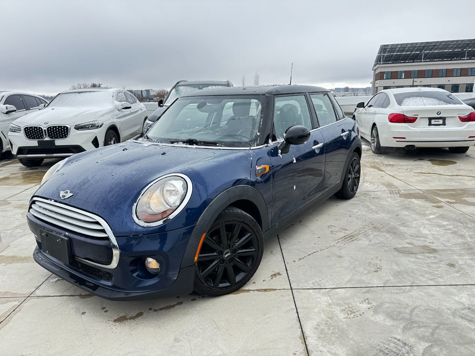 2015 MINI COOPER