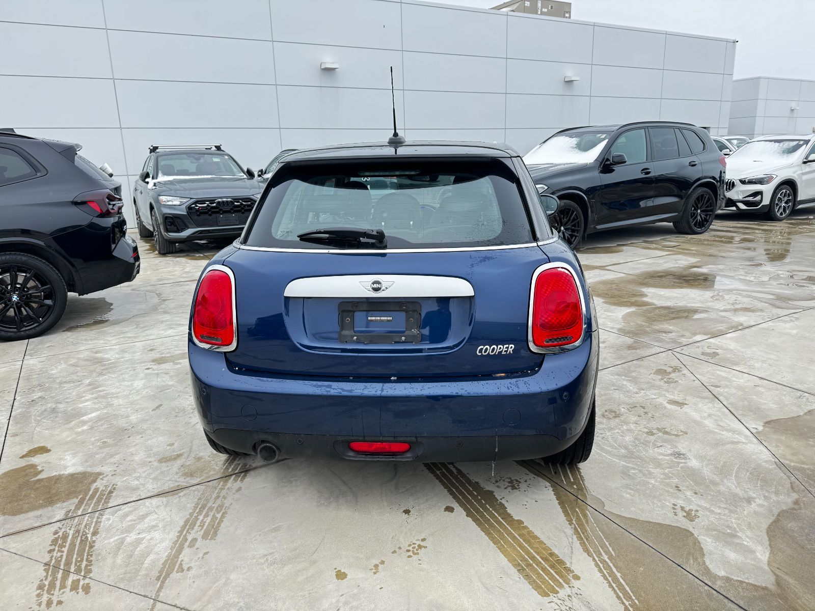 2015 MINI COOPER