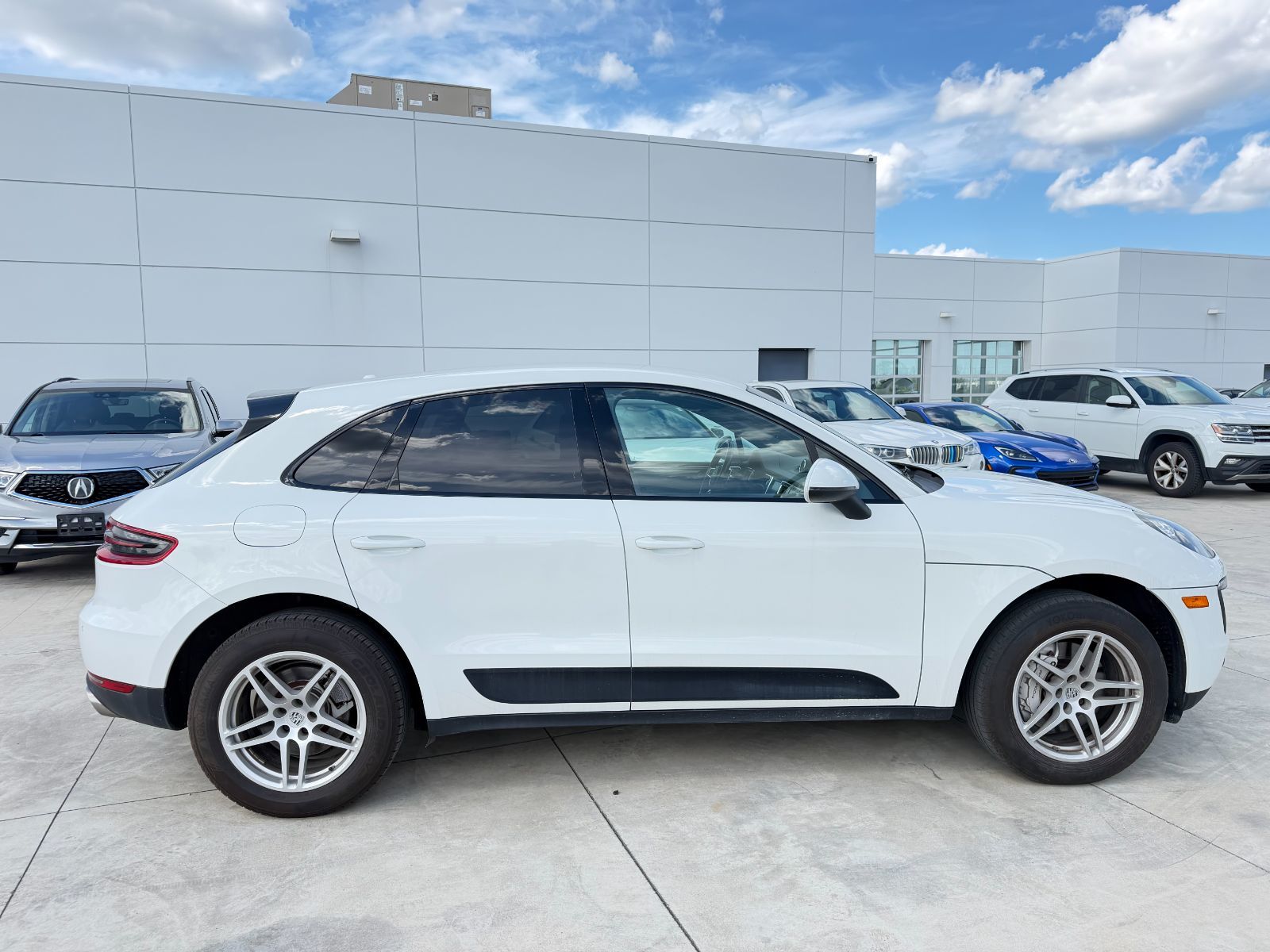 2016 Porsche MACAN S