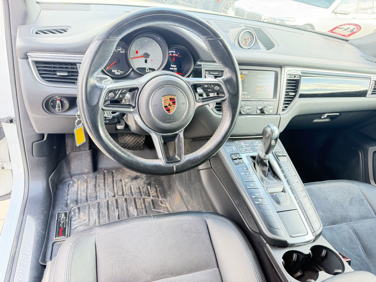 2016 Porsche MACAN S