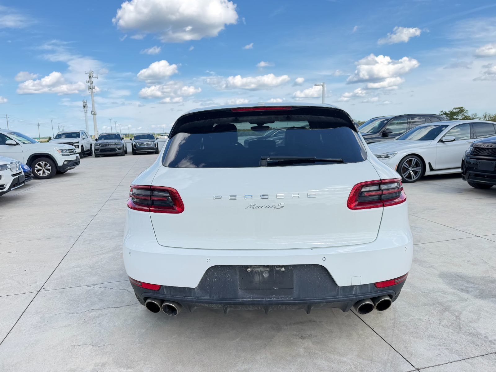 2016 Porsche MACAN S