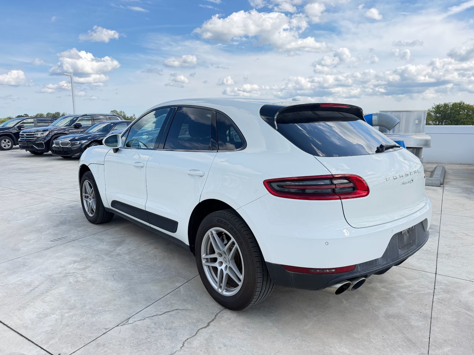2016 Porsche MACAN S