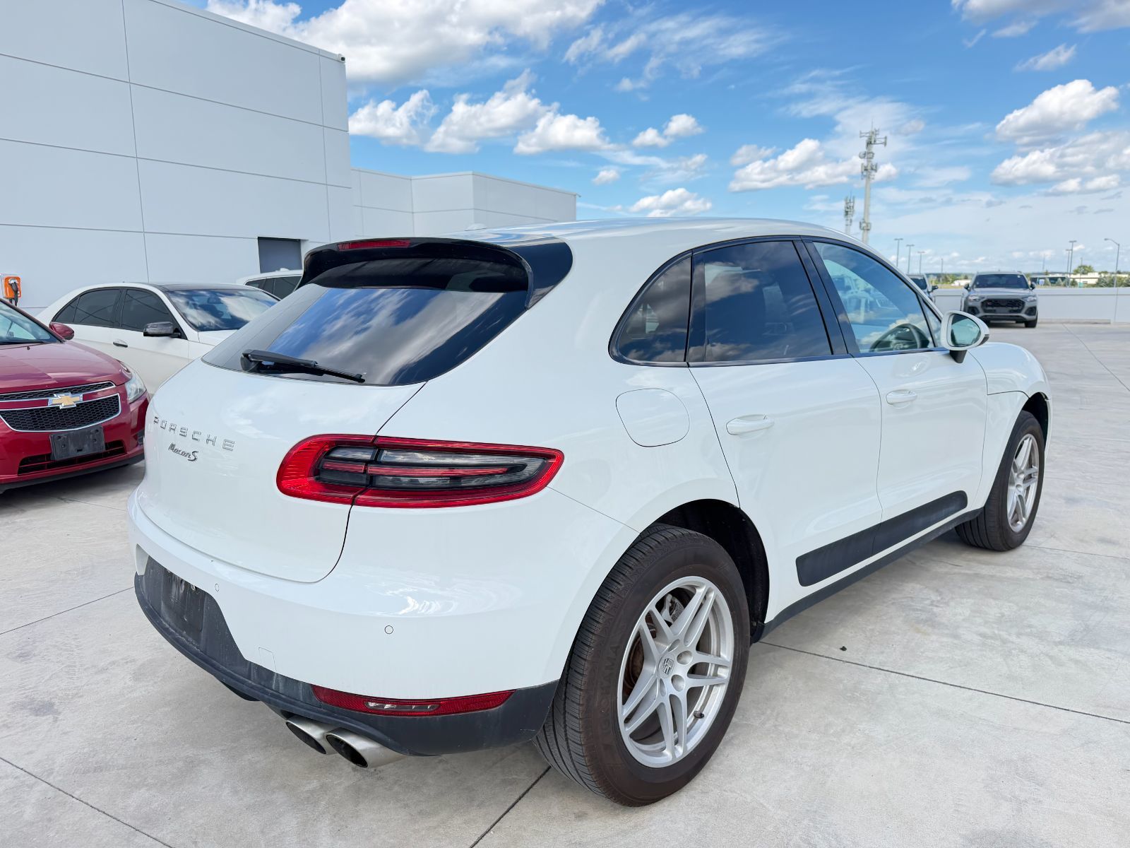 2016 Porsche MACAN S