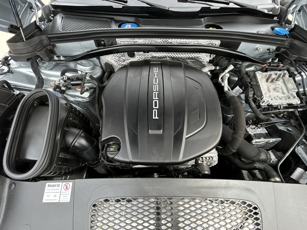 2020 Porsche Macan