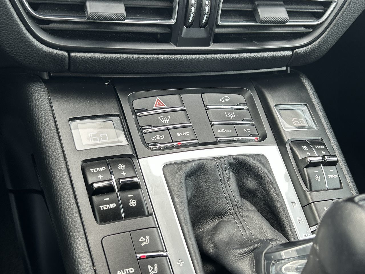 2020 Porsche Macan