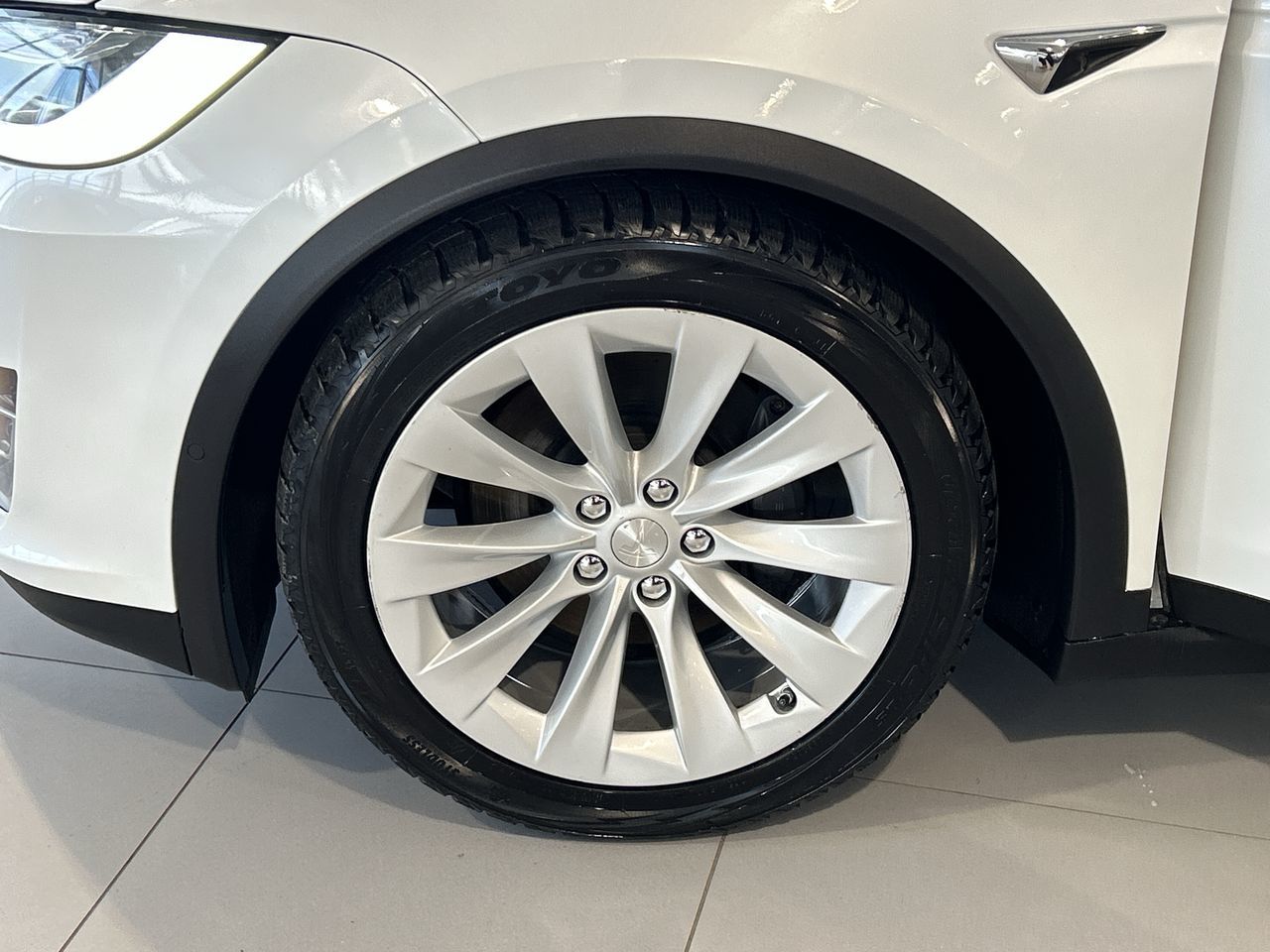 Tesla Model X  2020 à Aurora, Ontario