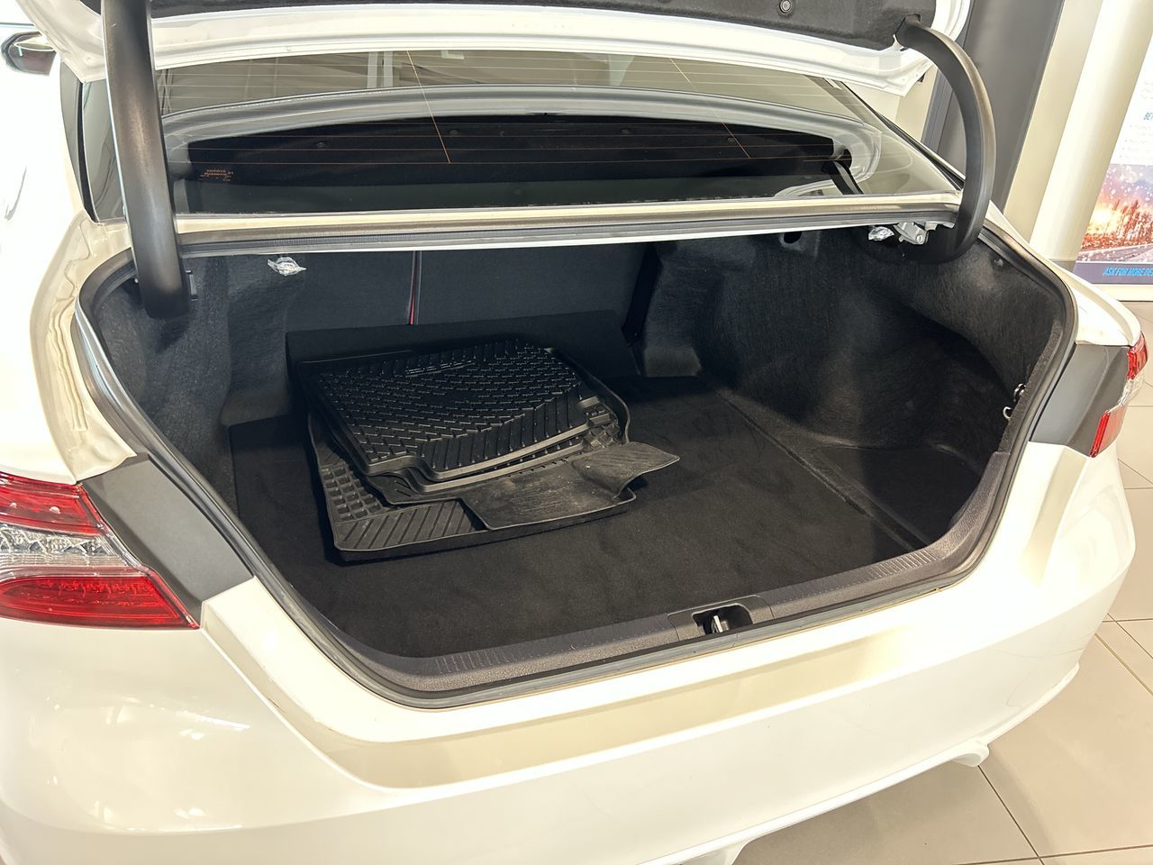 Toyota Camry Hybrid  2024 à Aurora, Ontario